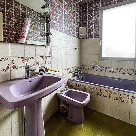 Jolie Maison Avec Jardin - Quartier La Rouliere - 4 Personnes Ferienhaus *