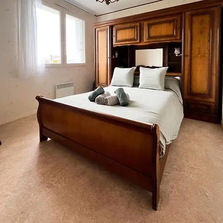 Ferienhaus Jolie Maison Avec Jardin - Quartier La Rouliere - 4 Personnes