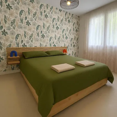 Ferienhaus Jolie Maison Avec Jardin - Quartier La Rouliere - 4 Personnes Les Sables-dʼOlonne